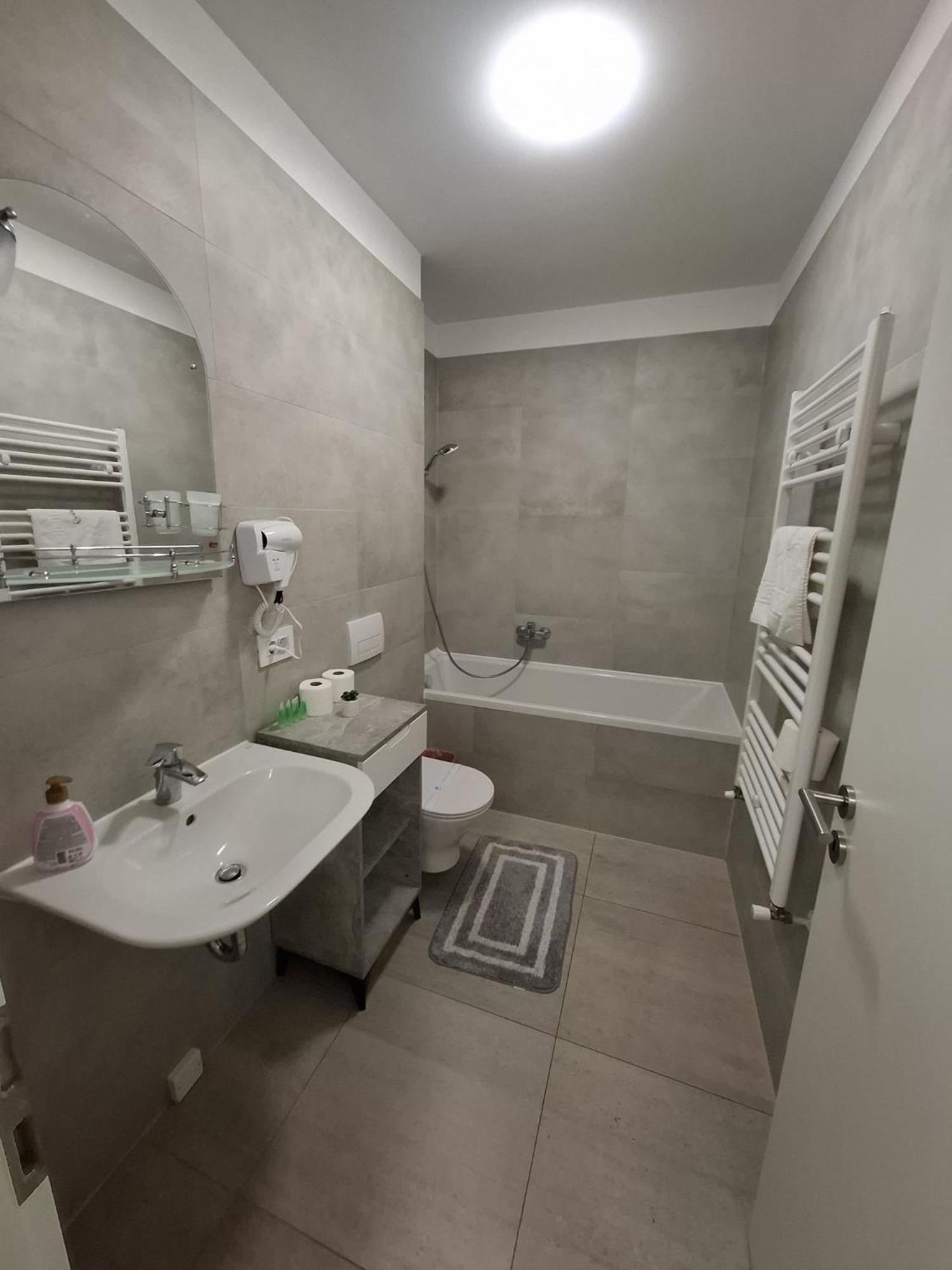 Kasper Cozy Apartments - Coresi Mall #브라쇼브 외부 사진